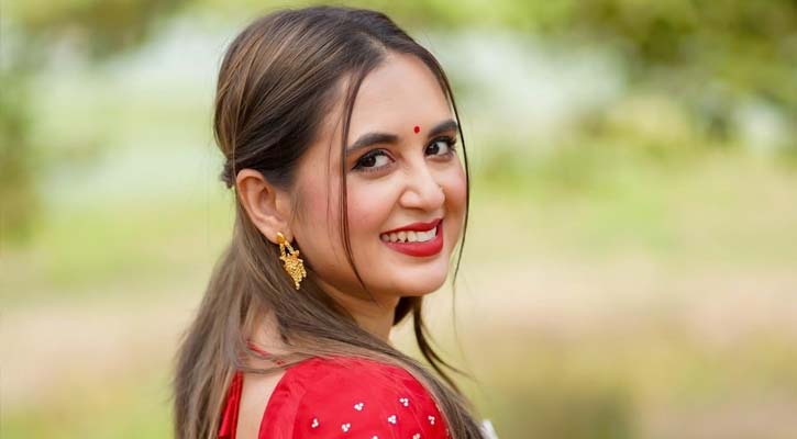 অস্ত্রোপচারের পর ২৪ ঘণ্টা অবজারভেশনে তানিয়া বৃষ্টি