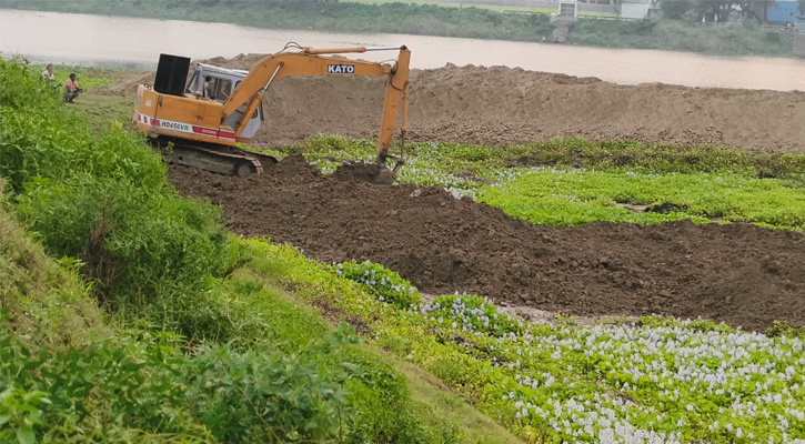 ব্রাহ্মণবাড়িয়া তিতাস নদী ভরাট ব্যবস্থা নেয়ার আশ্বাস প্রশাসনের