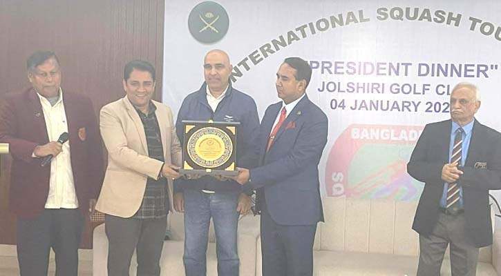 স্কোয়াশ ফেডারেশন কর্তৃক সম্বর্ধিত হলেন হেদায়েত উল্লাহ তুর্কী