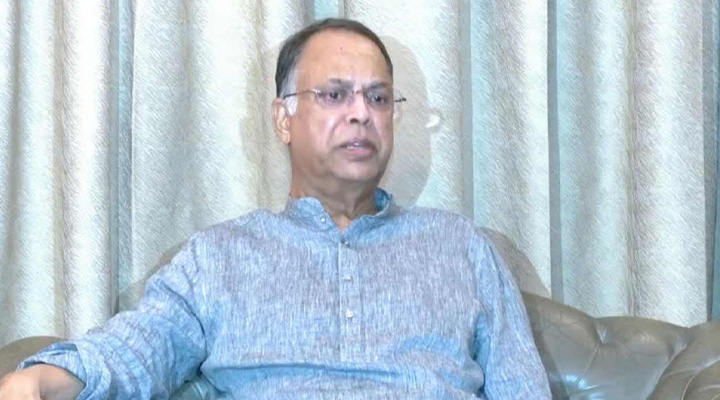 আতঙ্কিত হবেন না, প্রয়োজন অনুযায়ী তেল নিন