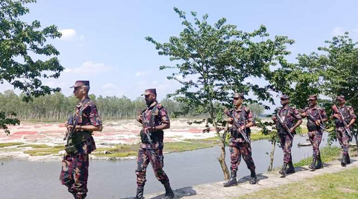 সীমান্তে নিরাপত্তা জোরদার, হাই অ্যালার্টে বিজিবি