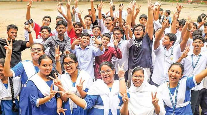এবার জিপিএ-৫ পেয়েছেন ১ লাখ ১৬ হাজার ৬৭৬ শিক্ষার্থী