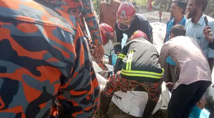 ভাঙ্গায় বাসচাপায় নিহত ৩, আহত ৪