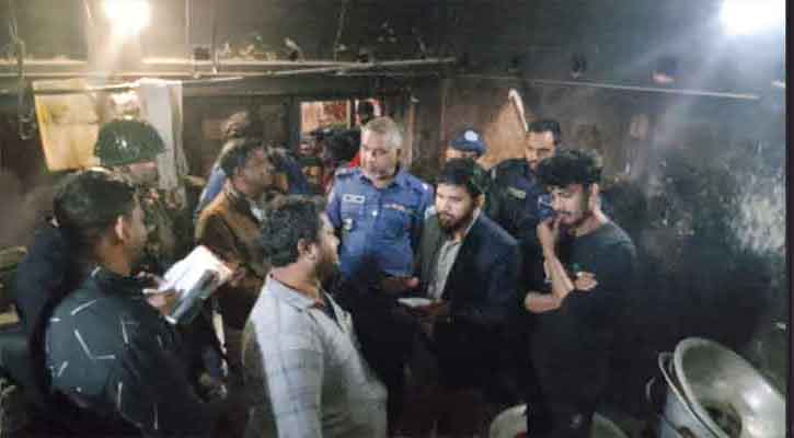 মান্দায় অস্বাস্থ্যকর পরিবেশে মিষ্টি তৈরির দায়ে জরিমানা