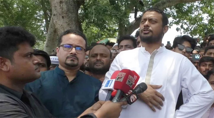 এবং বিএসএফ  ‘খুনি বাহিনী’: নাসীরুদ্দীন পাটওয়ারী