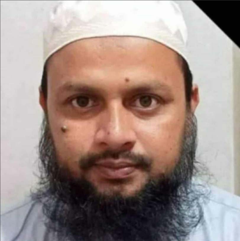 তালায় শিক্ষককে কুপিয়ে হত্যা, গণপিটুনিতে ঘাতকের মৃত্যু