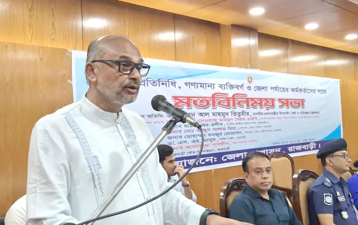 ব্যবসায়ী বান্ধব পরিবেশ  গড়তে সরকার প্রতিশ্রুতিবদ্ধ