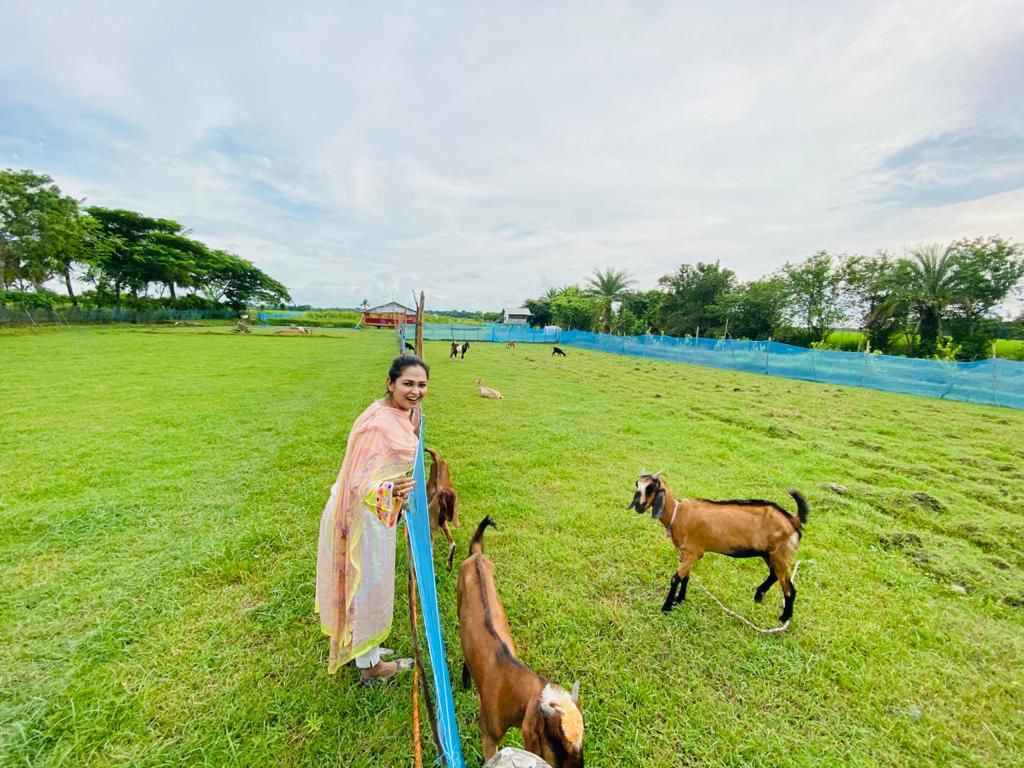 অভিনয়ের পাশাপাশি ব্যবসায় ব্যস্ত সময় কাটাচ্ছেন উপমা