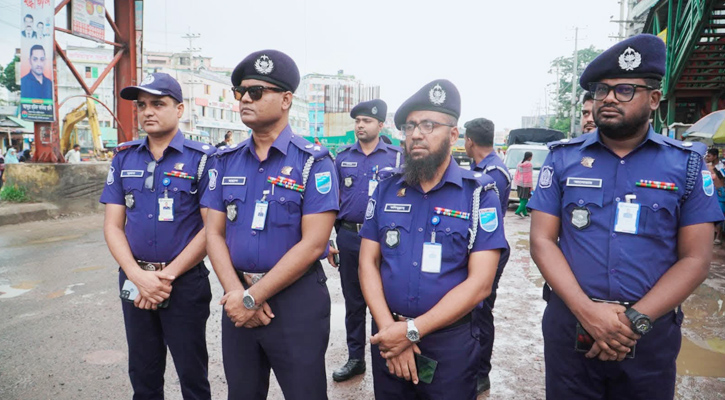 চাঁদাবাজি ও নৈরাজ্য বন্ধে কঠোর অবস্থানে  নরসিংদী জেলা পুলিশ