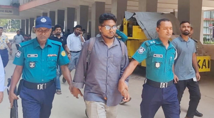 রুয়েটে ক্লাস করতে এসে আটক নিষিদ্ধ ছাত্রলীগ নেতা