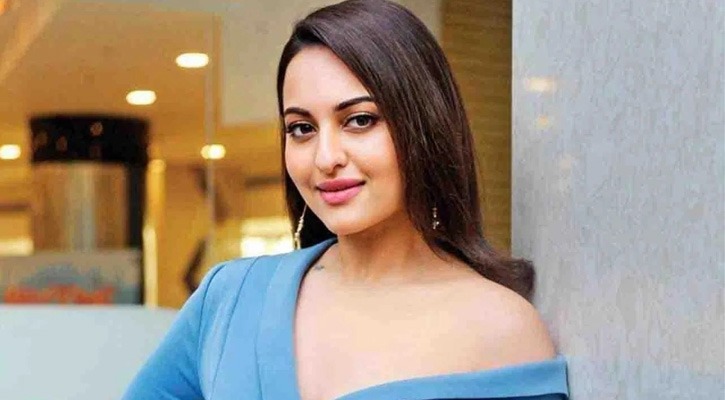 আমি ১৬ মাসের গর্ভবতী : সোনাক্ষী সিনহা